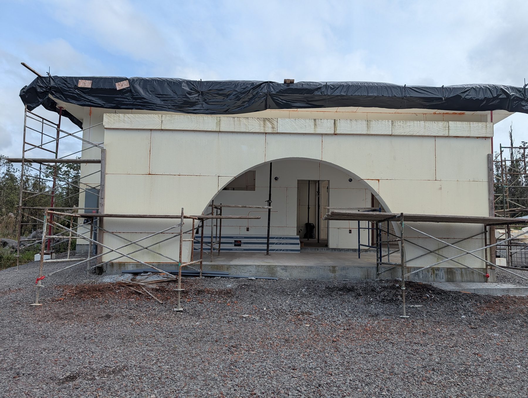 SABS home under construction in Hawaiian Acres
